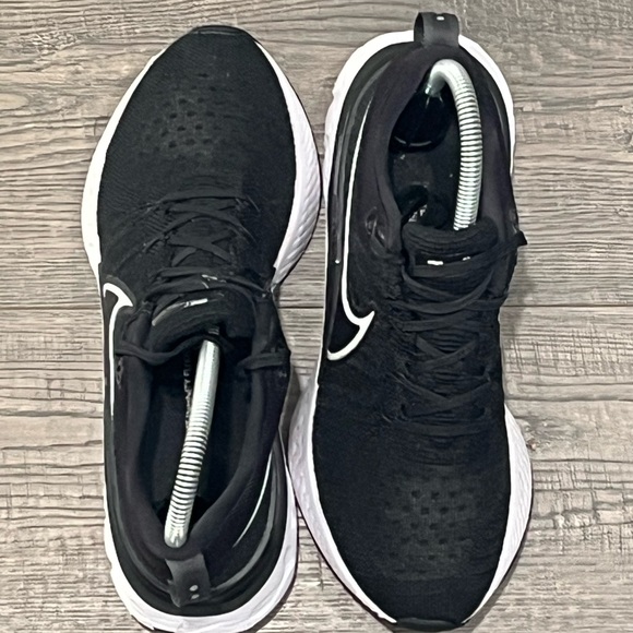 Nike Wmns React Infinity Run Flyknit 2 Black-CT2423-002 - Picture 7 of 13